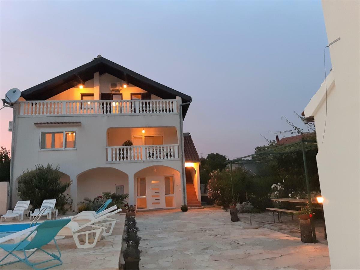 Apartments"Nika" With Private Pool Galovac (Zadar) Exterior foto