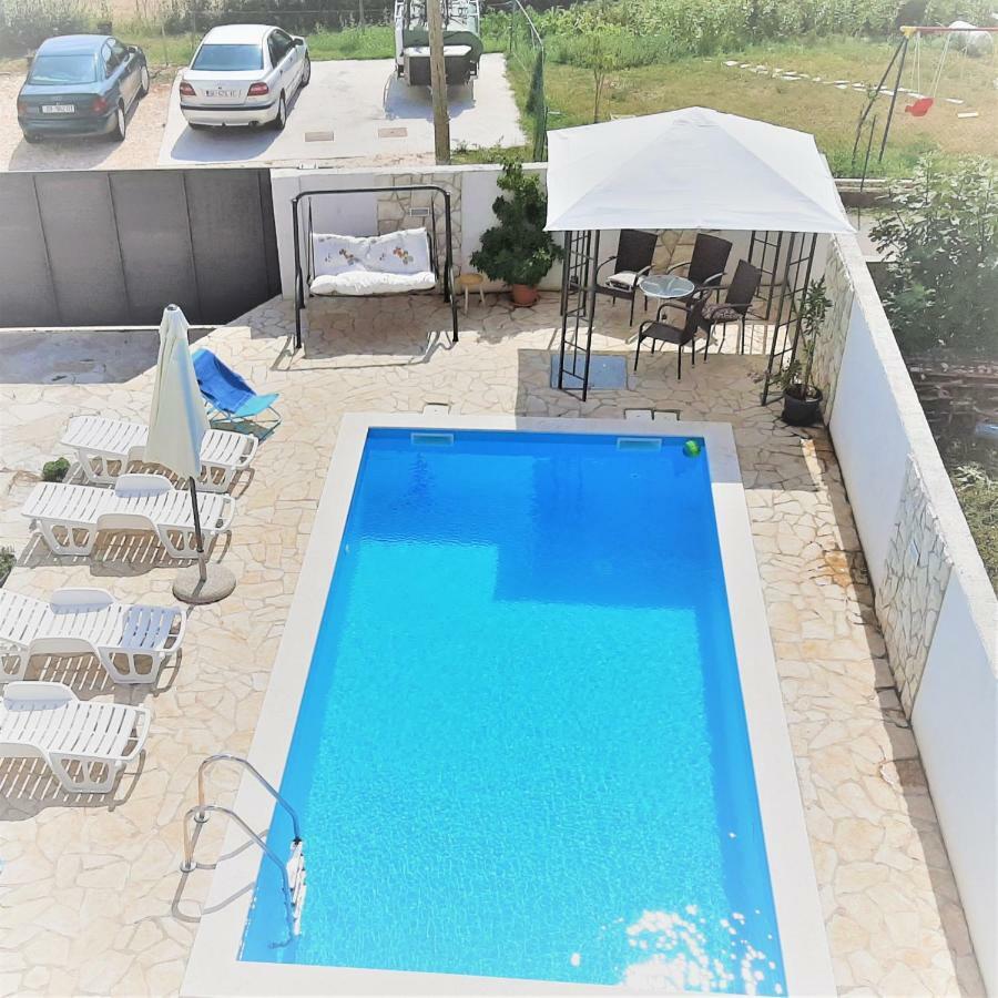 Apartments"Nika" With Private Pool Galovac (Zadar) Exterior foto